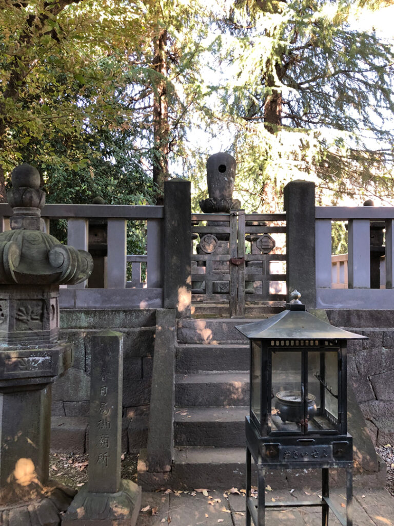 麟祥院　春日局のお墓